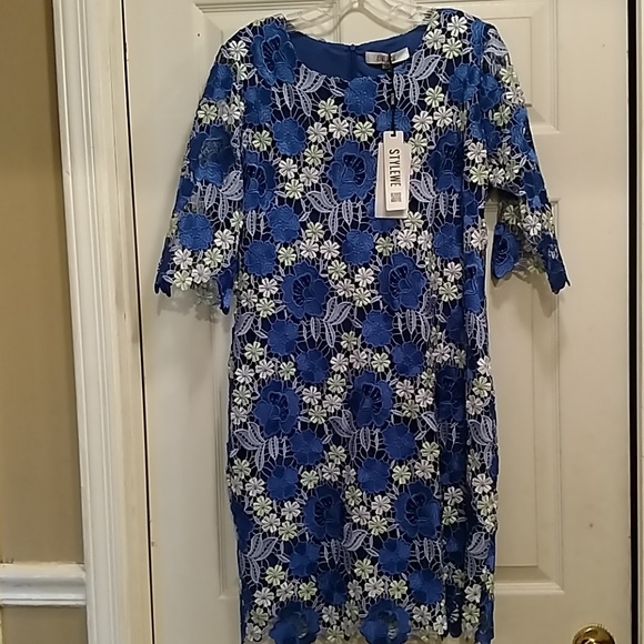 Formal wear - Picture 1 of 3